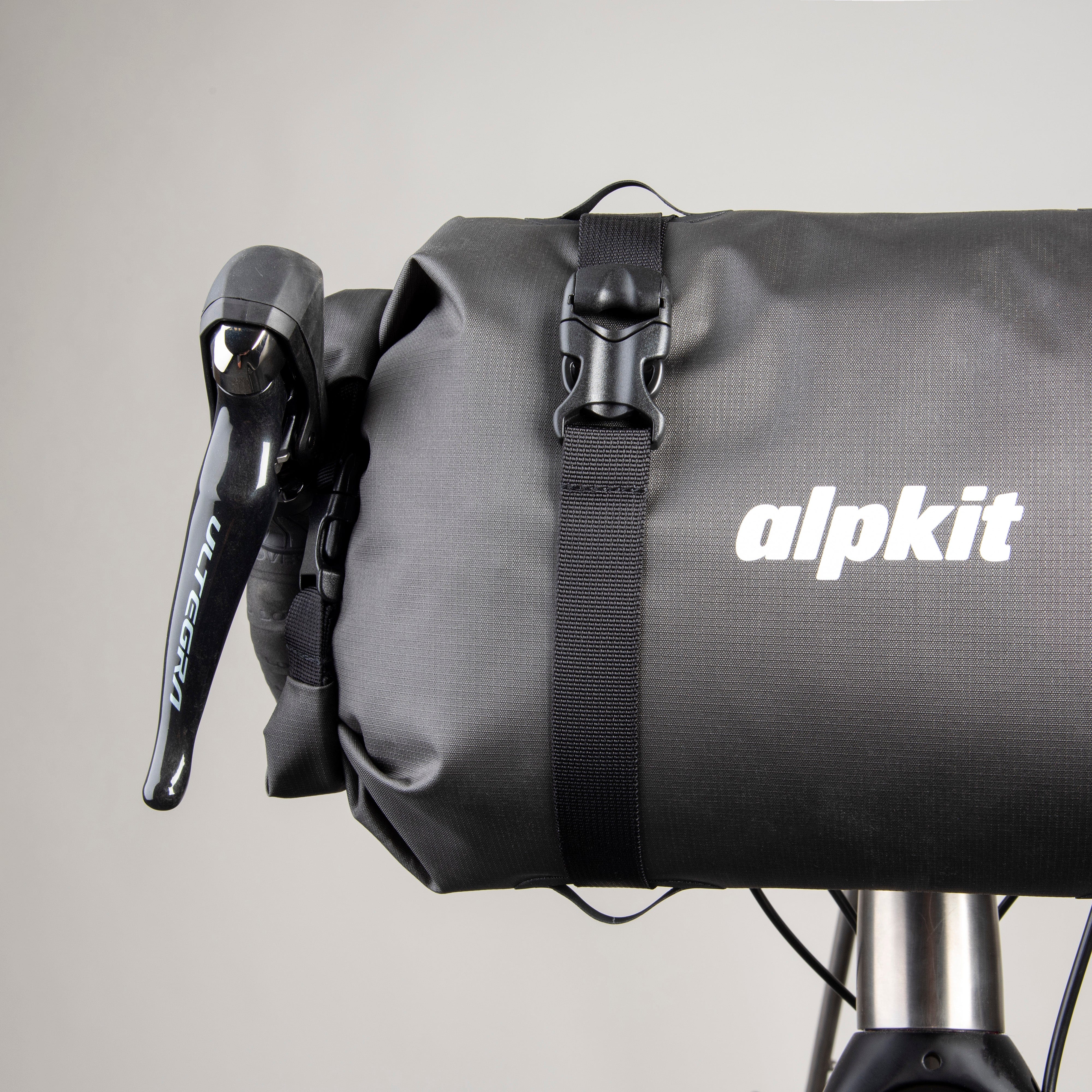 Deluge Handlebar Bag 13L - Image 3